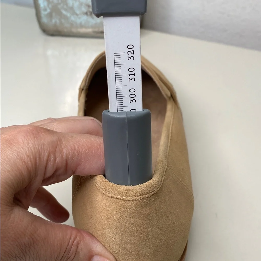 Vionic Cheryl II Tan (Sand) Suede Penny Loafers Size 12.5-13W Preppy Cottagecore